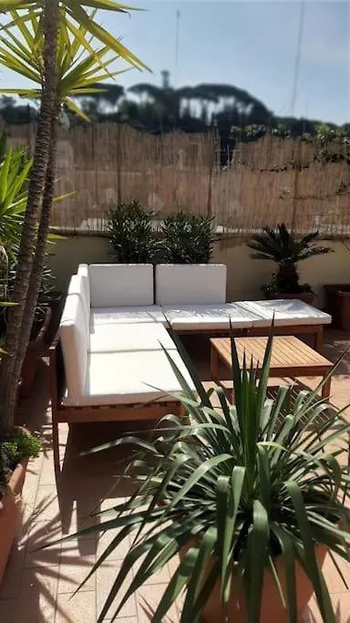 Apartment Amazing Studio With Terrace Rome